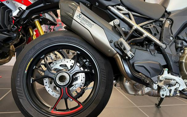 2025 Ducati Multistrada V4 RS