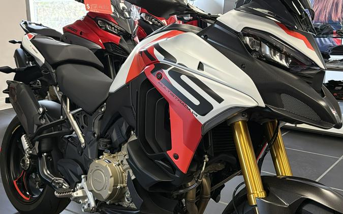 2025 Ducati Multistrada V4 RS