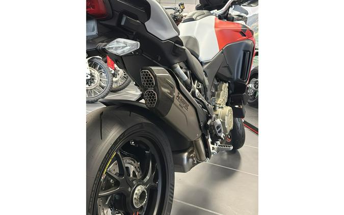 2025 Ducati Multistrada V4 RS