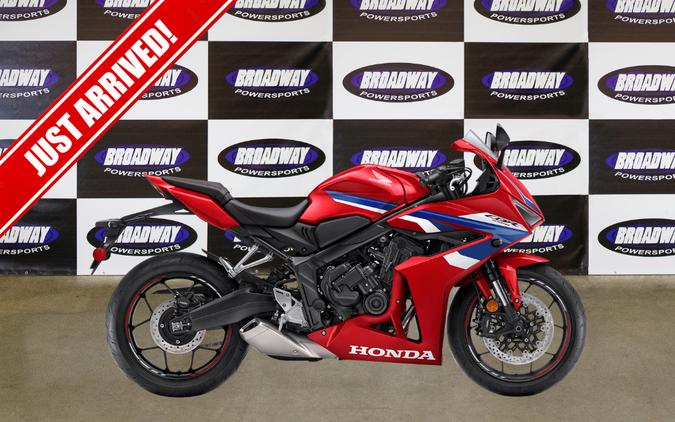 2026 Honda CBR650R E-Clutch