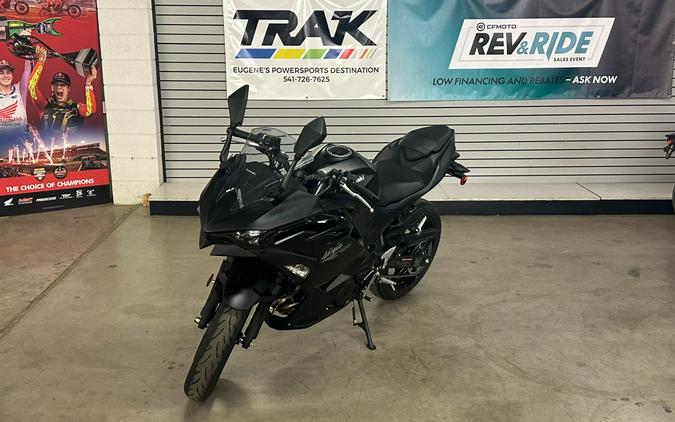 2026 Kawasaki Ninja® 500 ABS