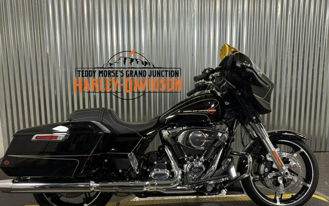 2025 Harley-Davidson Street Glide Vivid Black