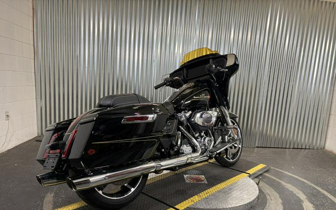 2025 Harley-Davidson Street Glide Vivid Black