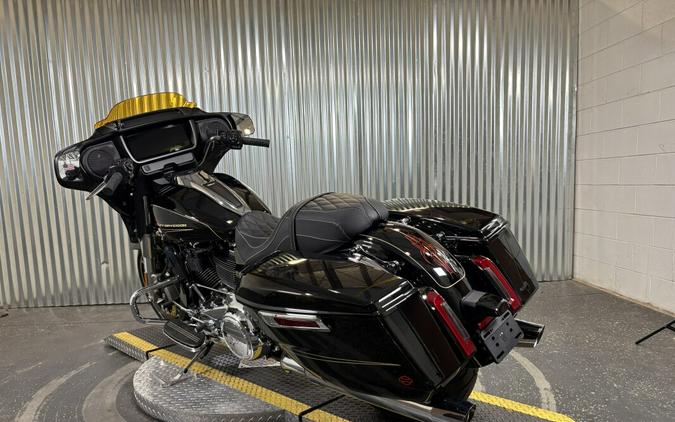2025 Harley-Davidson Street Glide Vivid Black