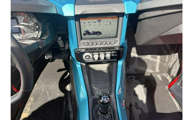 2022 Slingshot R Manual - Polaris