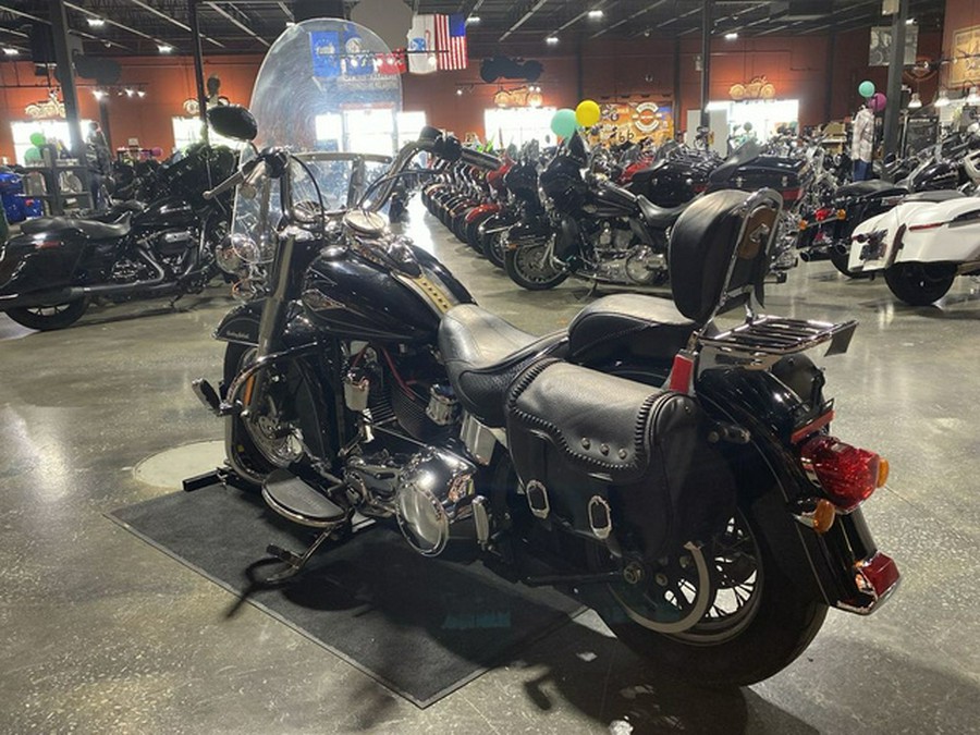 2010 Harley-Davidson Softail FLSTC - Heritage Classic