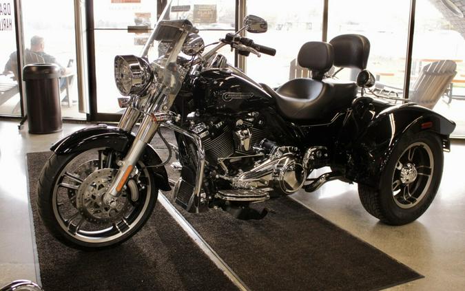 Used 2017 Harley-Davidson Freewheeler FLRT Trike For Sale In Columbus, OH