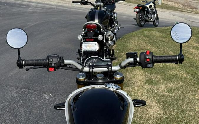 2026 Triumph Speed 400 Pearl Metallic White/Phantom Black