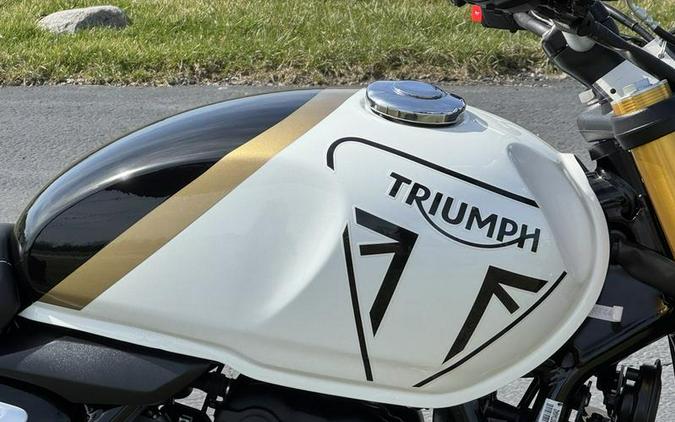 2026 Triumph Speed 400 Pearl Metallic White/Phantom Black