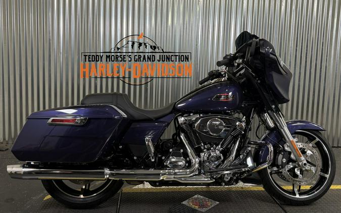 2026 Harley-Davidson Street Glide Purple Abyss Chrome Trim