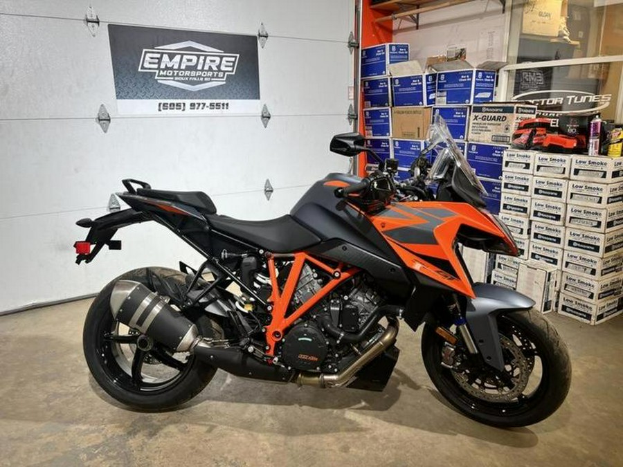 2023 KTM 1290 Super Duke GT