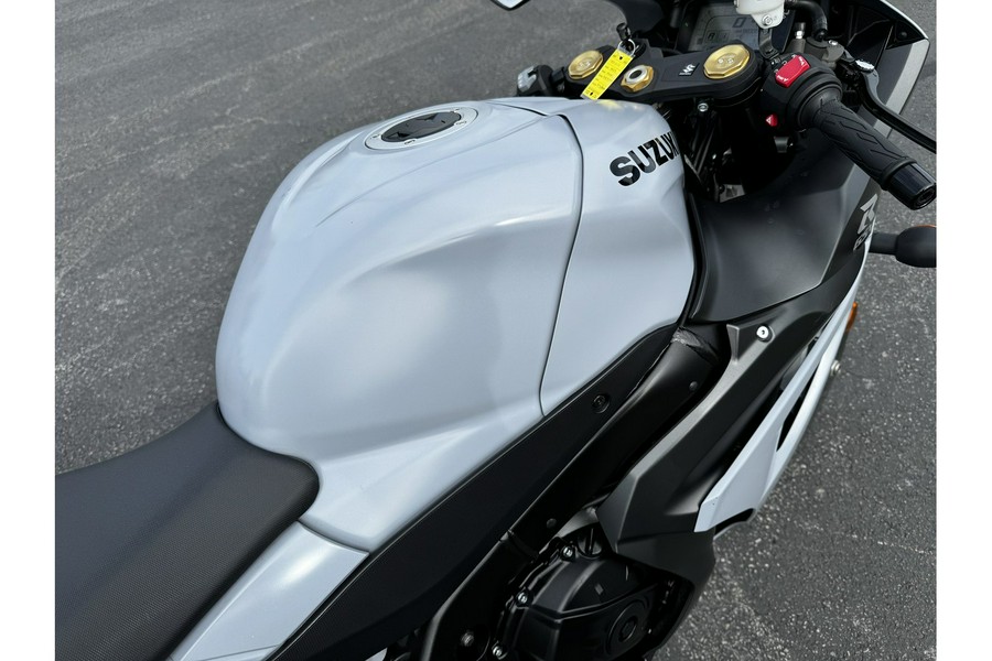 2022 Suzuki GSX-R1000