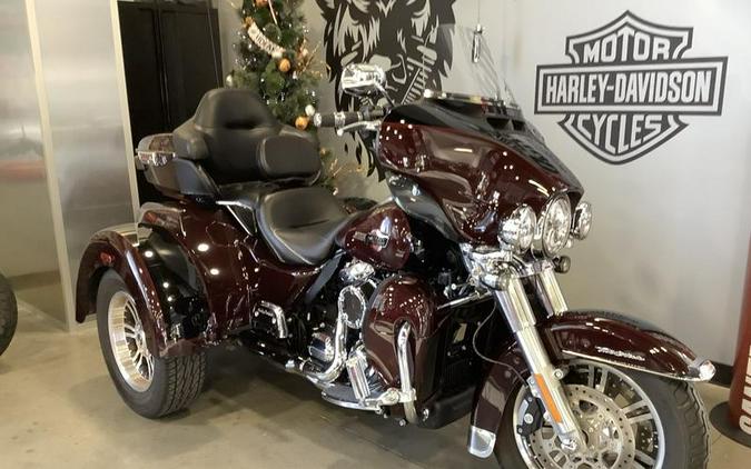 2022 Harley-Davidson® FLHTCUTG - Tri Glide® Ultra