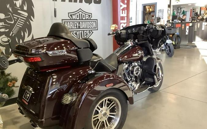 2022 Harley-Davidson® FLHTCUTG - Tri Glide® Ultra
