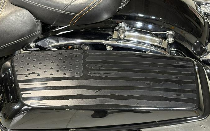 2016 Harley-Davidson® Street Glide® Special Vivid Black