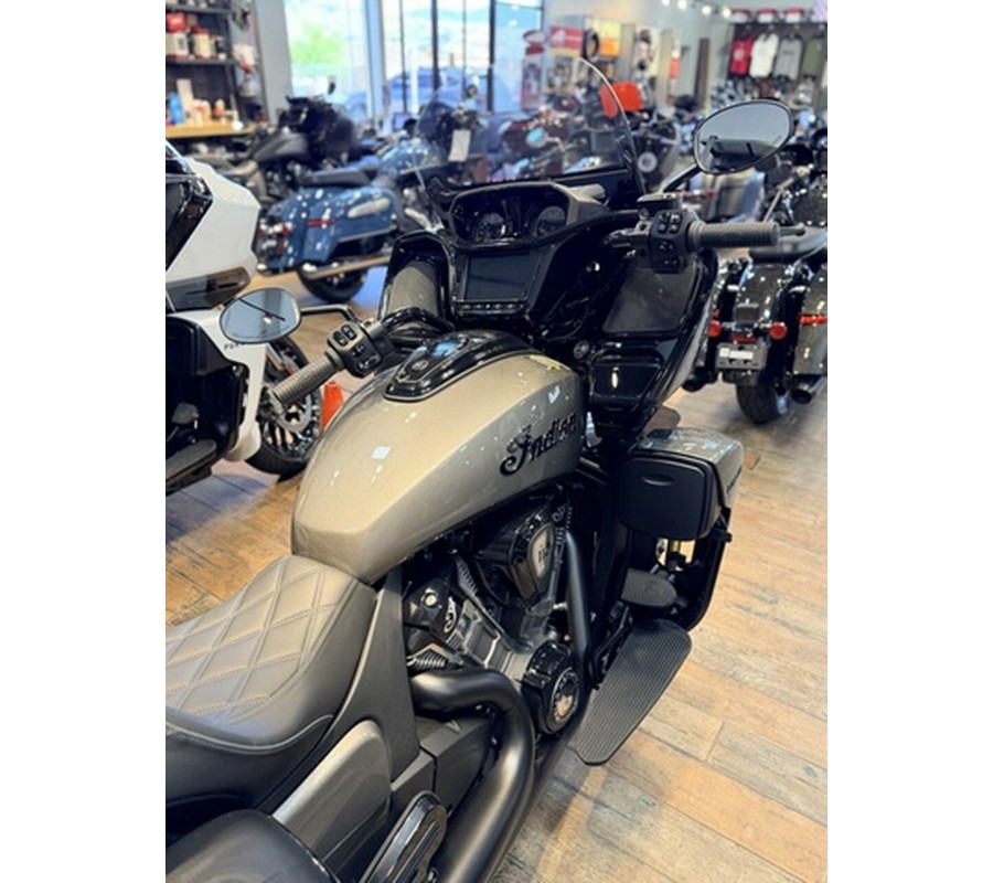 2026 Indian Pursuit Dark Horse 112 w/ PowerBand Audio Heavy Metal