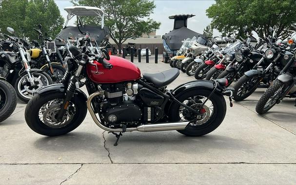 2023 Triumph Bonneville Bobber Red Hopper