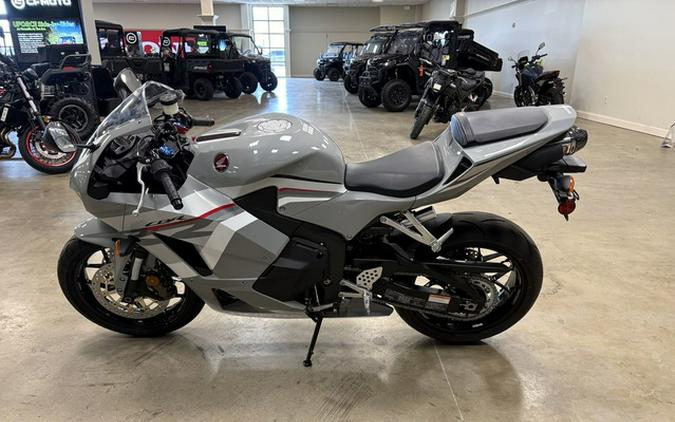 2026 Honda CBR600RR ABS