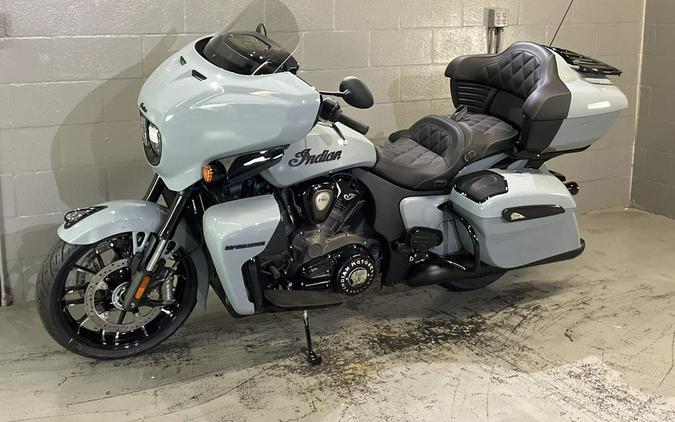2025 Indian Motorcycle® Roadmaster® PowerPlus Dark Horse® w/PowerBand Storm Gray