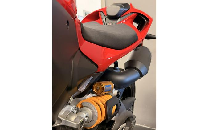 2025 Ducati Panigale V2 S