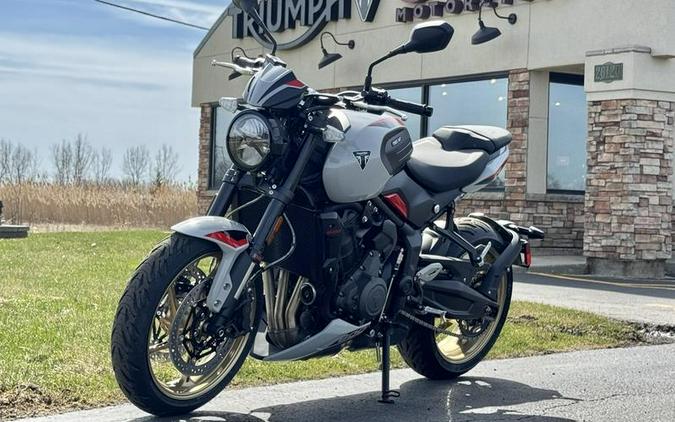 2026 Triumph Trident 800 Ash grey