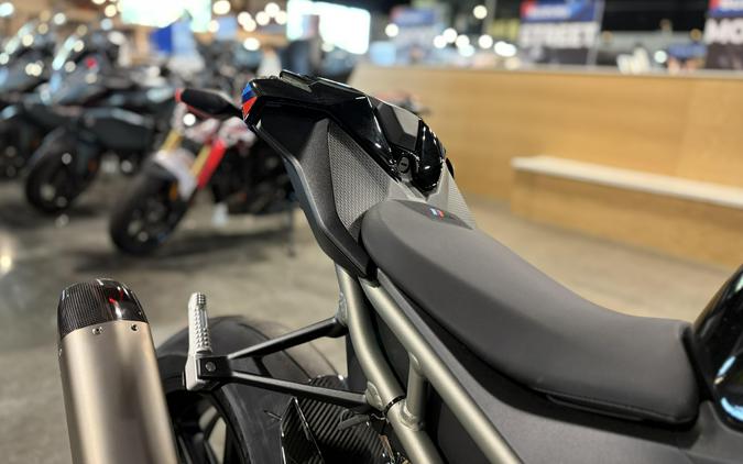 2027 BMW S 1000 RR