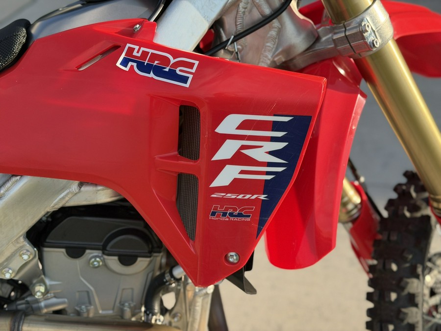 2025 HONDA CRF250R - K700053