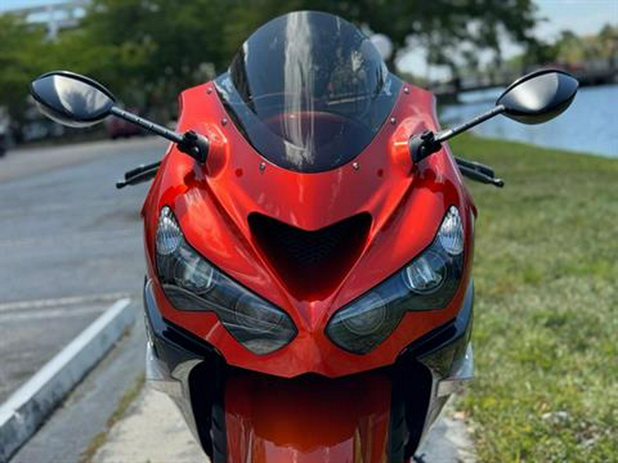 2014 Kawasaki Ninja® ZX™-14R