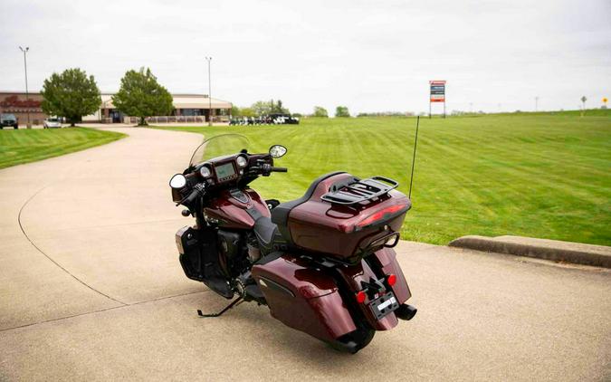 2024 Indian Motorcycle Roadmaster® Dark Horse® with PowerBand Audio Package