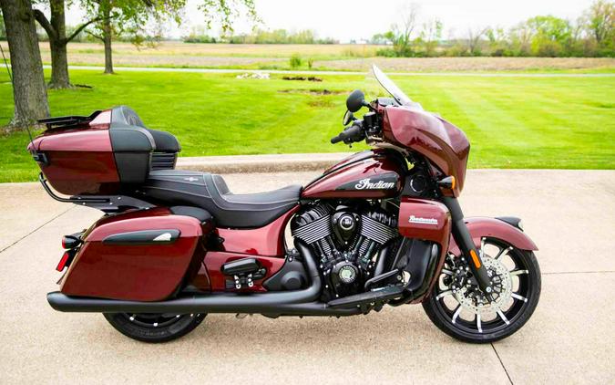 2024 Indian Motorcycle Roadmaster® Dark Horse® with PowerBand Audio Package