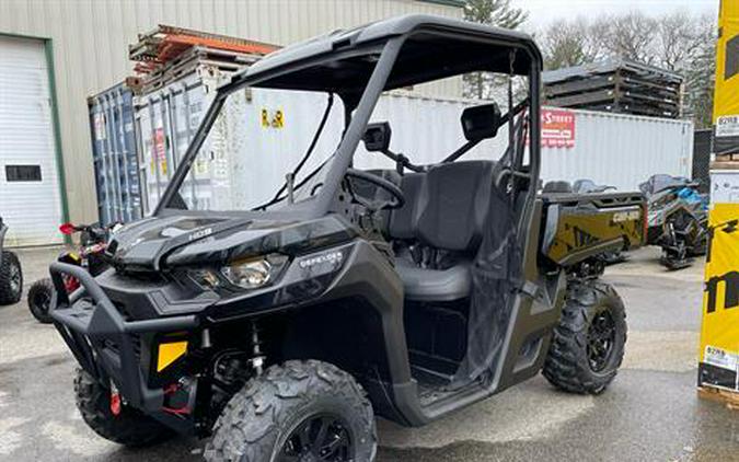 2024 Can-Am Defender XT HD9