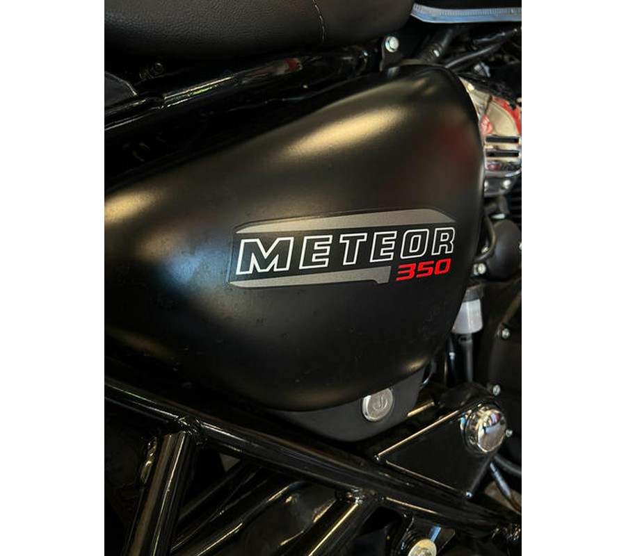 2022 Royal Enfield Meteor Stellar Black