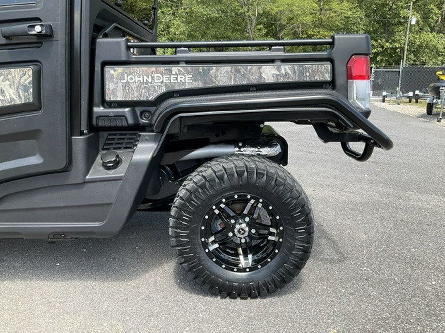 2024 John Deere 3-Passenger Gator XUV835R Premium Cab