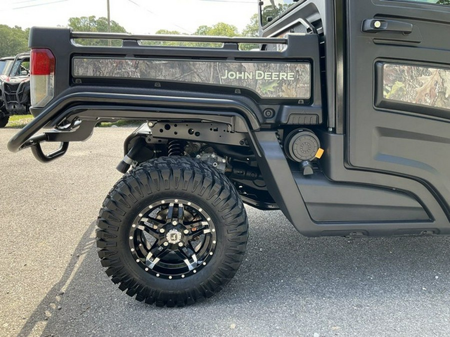 2024 John Deere 3-Passenger Gator XUV835R Premium Cab