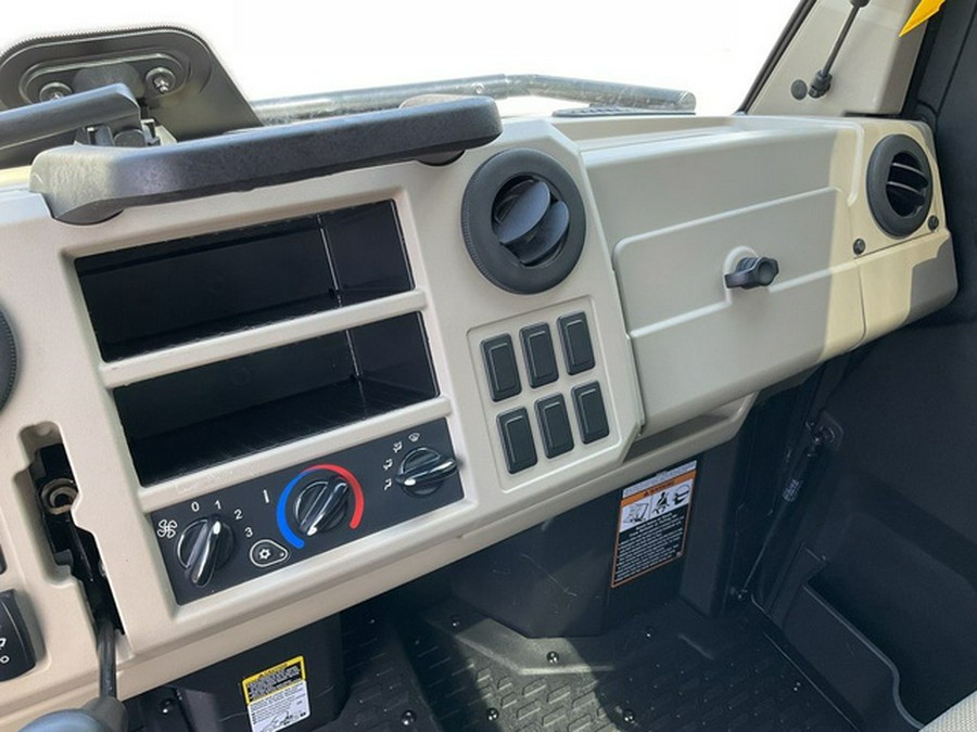 2024 John Deere 3-Passenger Gator XUV835R Premium Cab