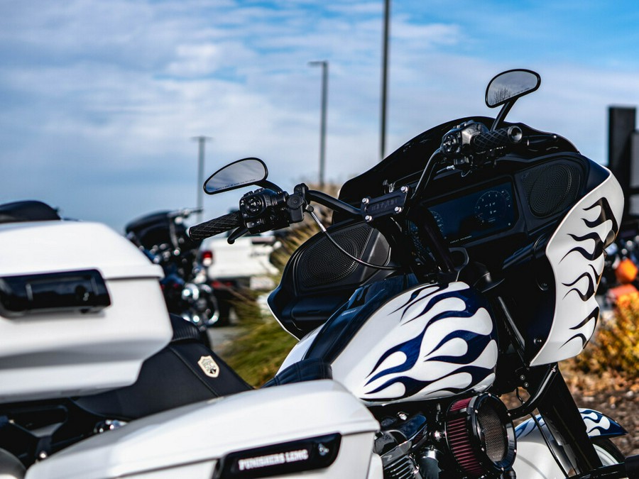 FLTRX 2024 Road Glide®