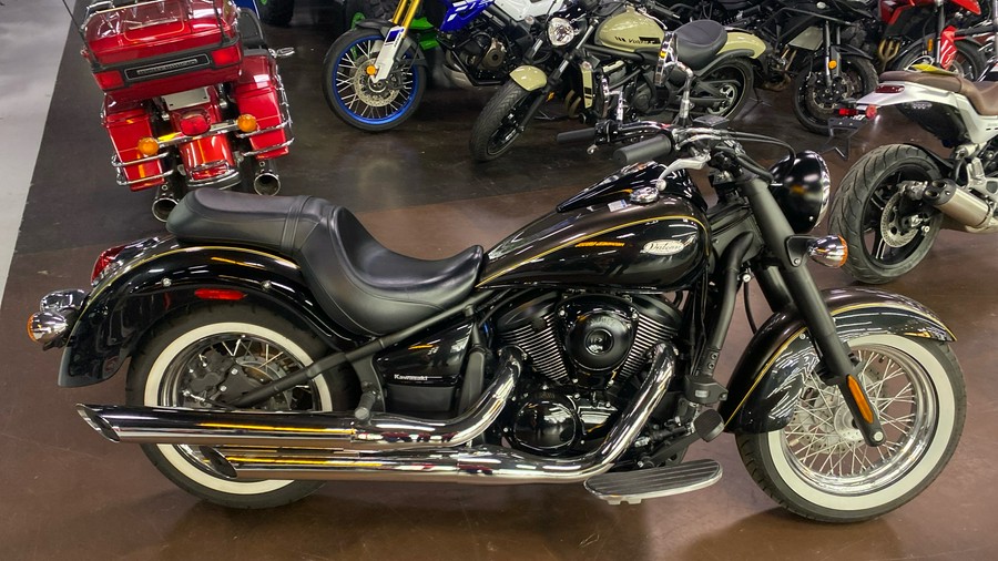 2023 Kawasaki VULCAN 900 CLASSIC