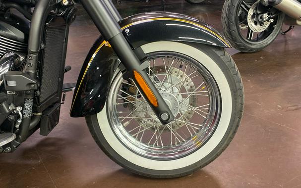 2023 Kawasaki VULCAN 900 CLASSIC