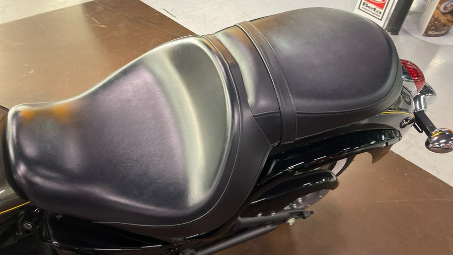 2023 Kawasaki VULCAN 900 CLASSIC