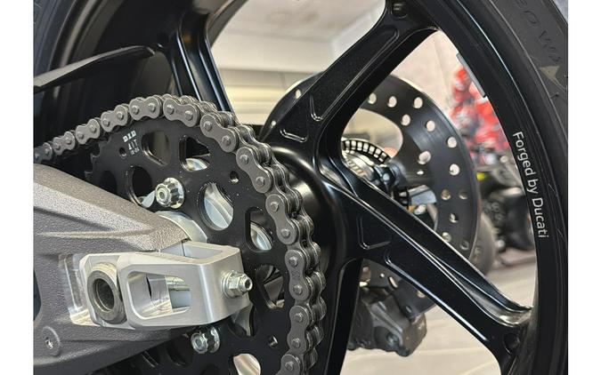 2025 Ducati Panigale V4 S