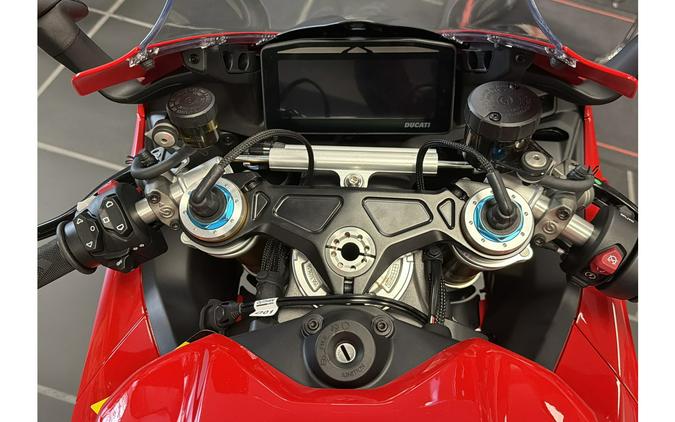 2025 Ducati Panigale V4 S
