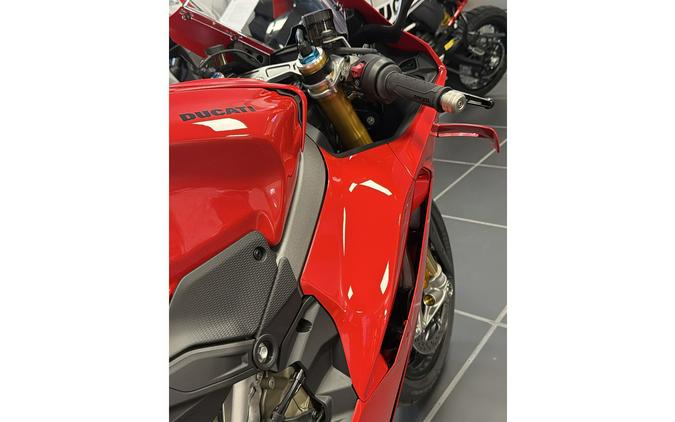 2025 Ducati Panigale V4 S