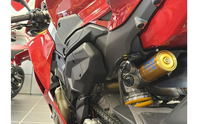 2025 Ducati Panigale V4 S