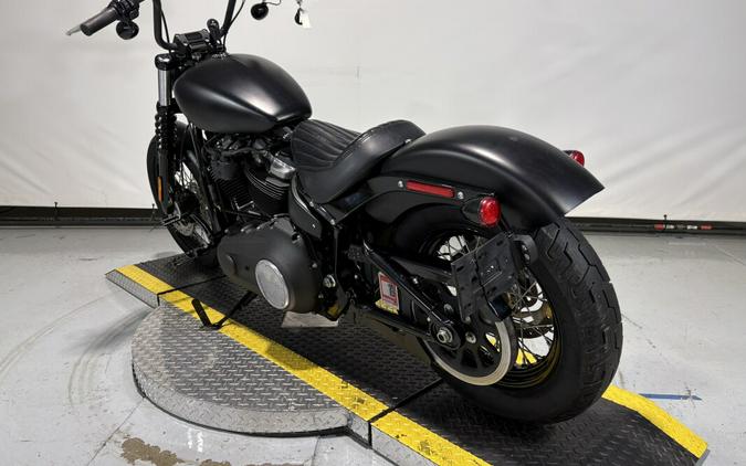 2019 Harley-Davidson® Street Bob® Black Denim