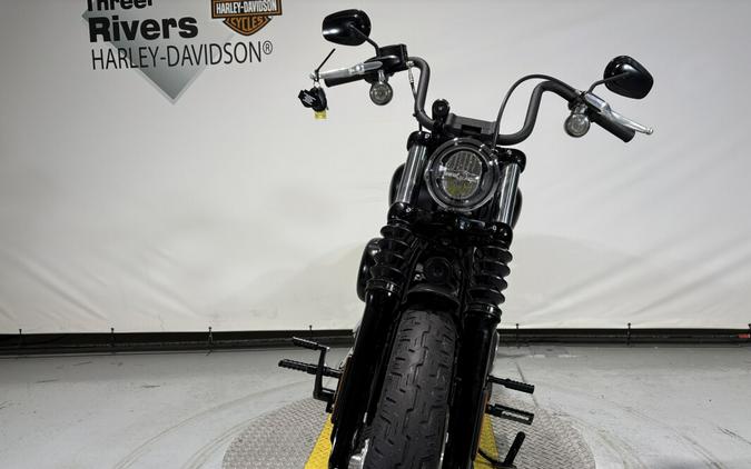 2019 Harley-Davidson® Street Bob® Black Denim