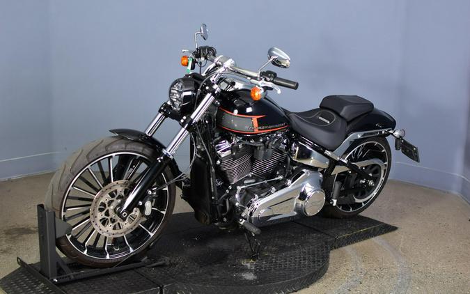 2023 Harley-Davidson Breakout Vivid Black