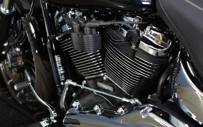 2023 Harley-Davidson Breakout Vivid Black