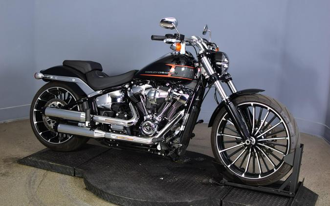 2023 Harley-Davidson Breakout Vivid Black