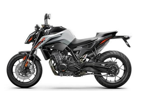 2023 KTM 790 Duke First Look [7 Fast Facts]