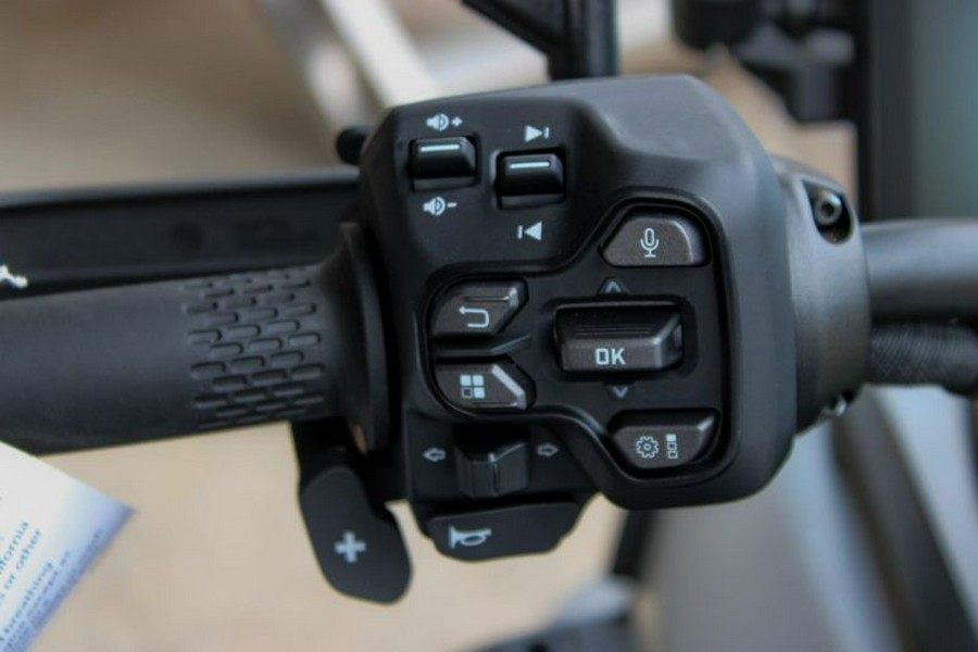 New 2025 CAN-AM CANYON XT